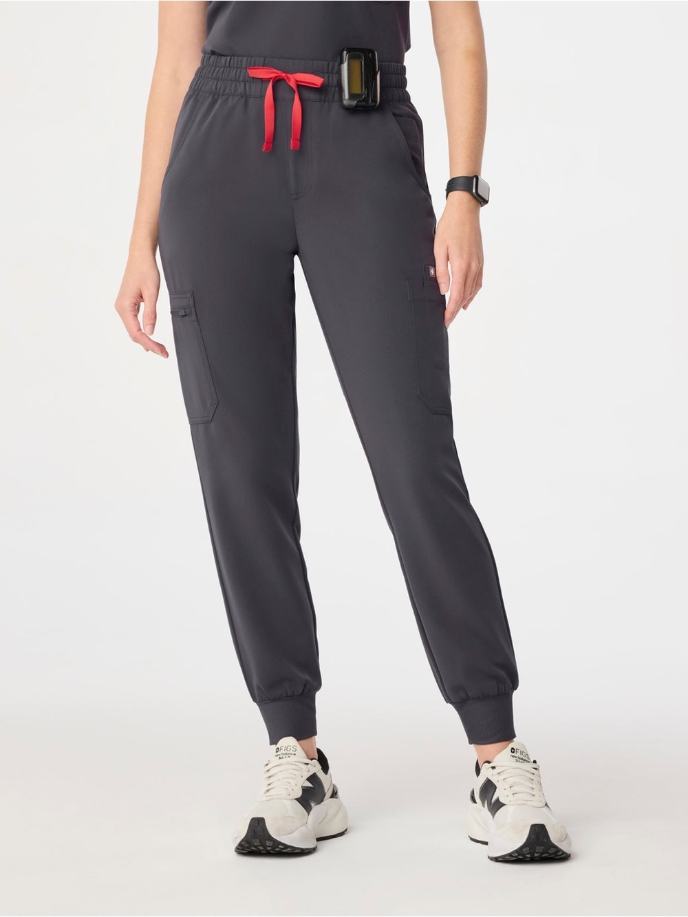 Figs Women’s Charcoal Jogger Scrub Pants with Red Drawstring M/P